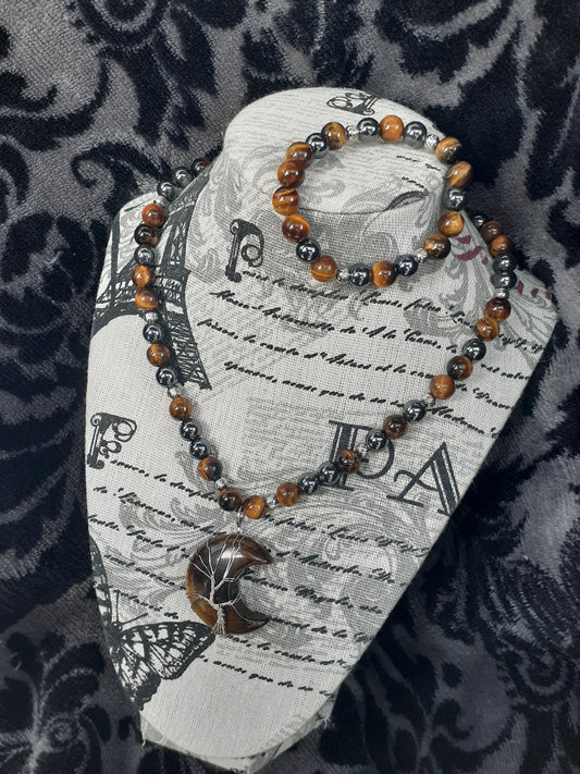 Tiger Eye Moon Necklace Set