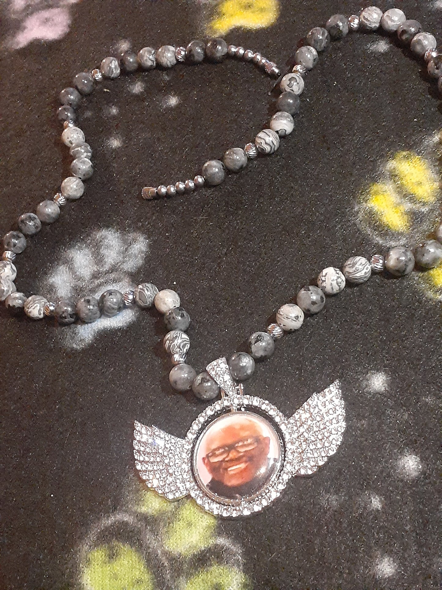 Round Wing Double Bezel Full Natural Stone Necklace 12in