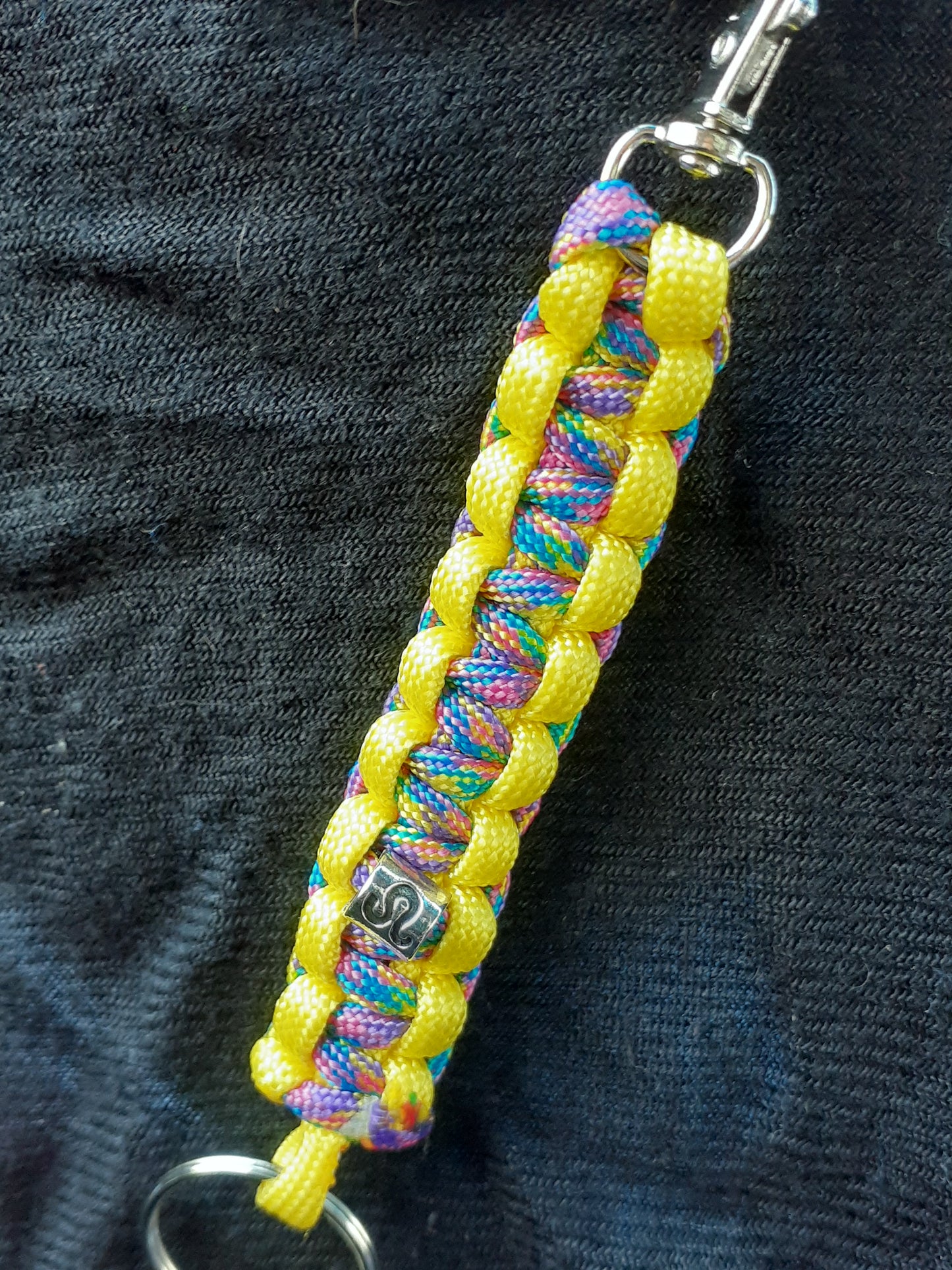 Leo Yellow Phase Cobra Paracord Keychain