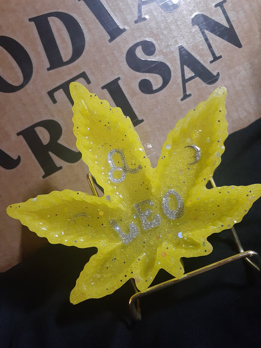 Sm Maple Leaf Leo Zodiac Ashtray Sunshine Yellow