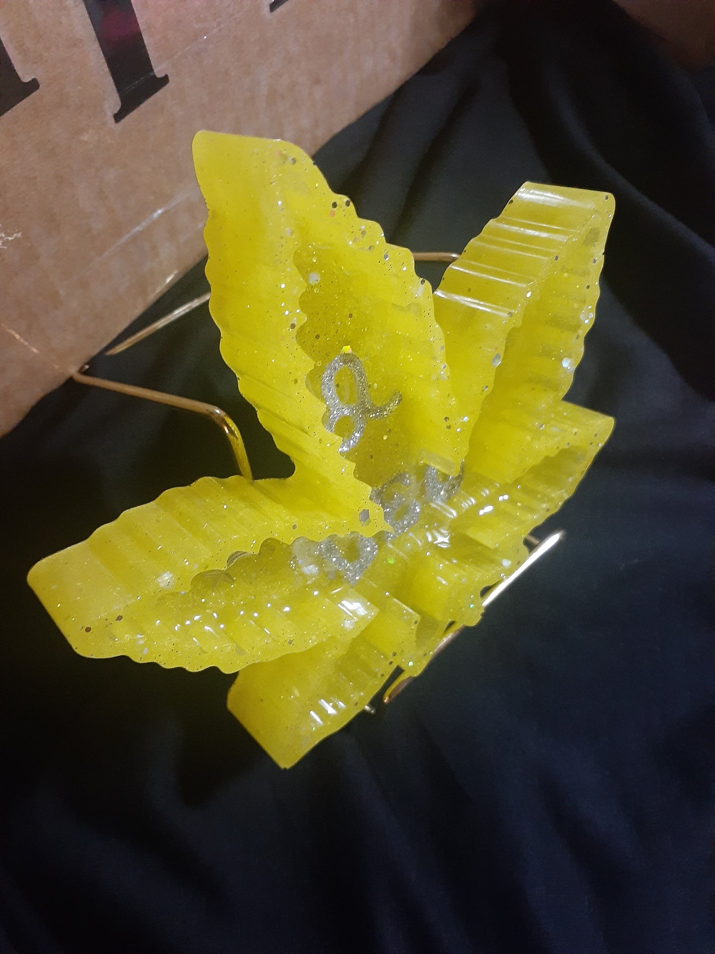 Sm Maple Leaf Leo Zodiac Ashtray Sunshine Yellow