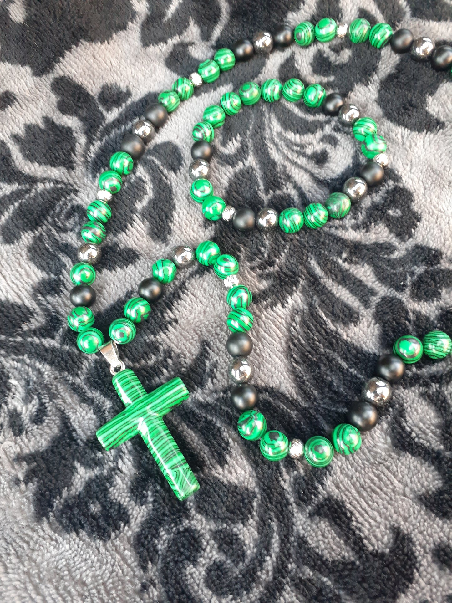 Malachite Cross HemOnyx Necklace Set 12 Inch