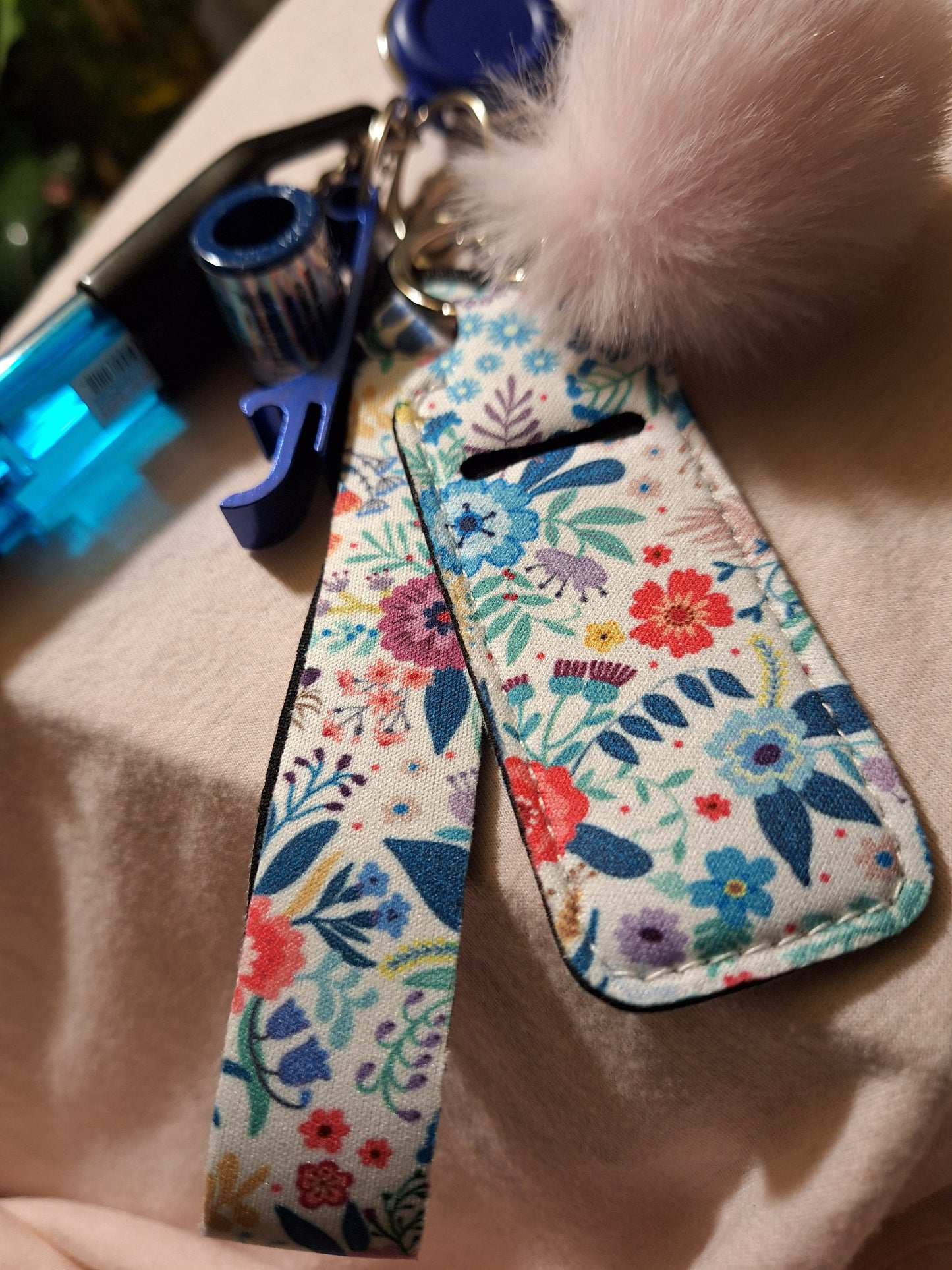 Blue Floral PomBalm Holder 6Pc Lighter Leash Set