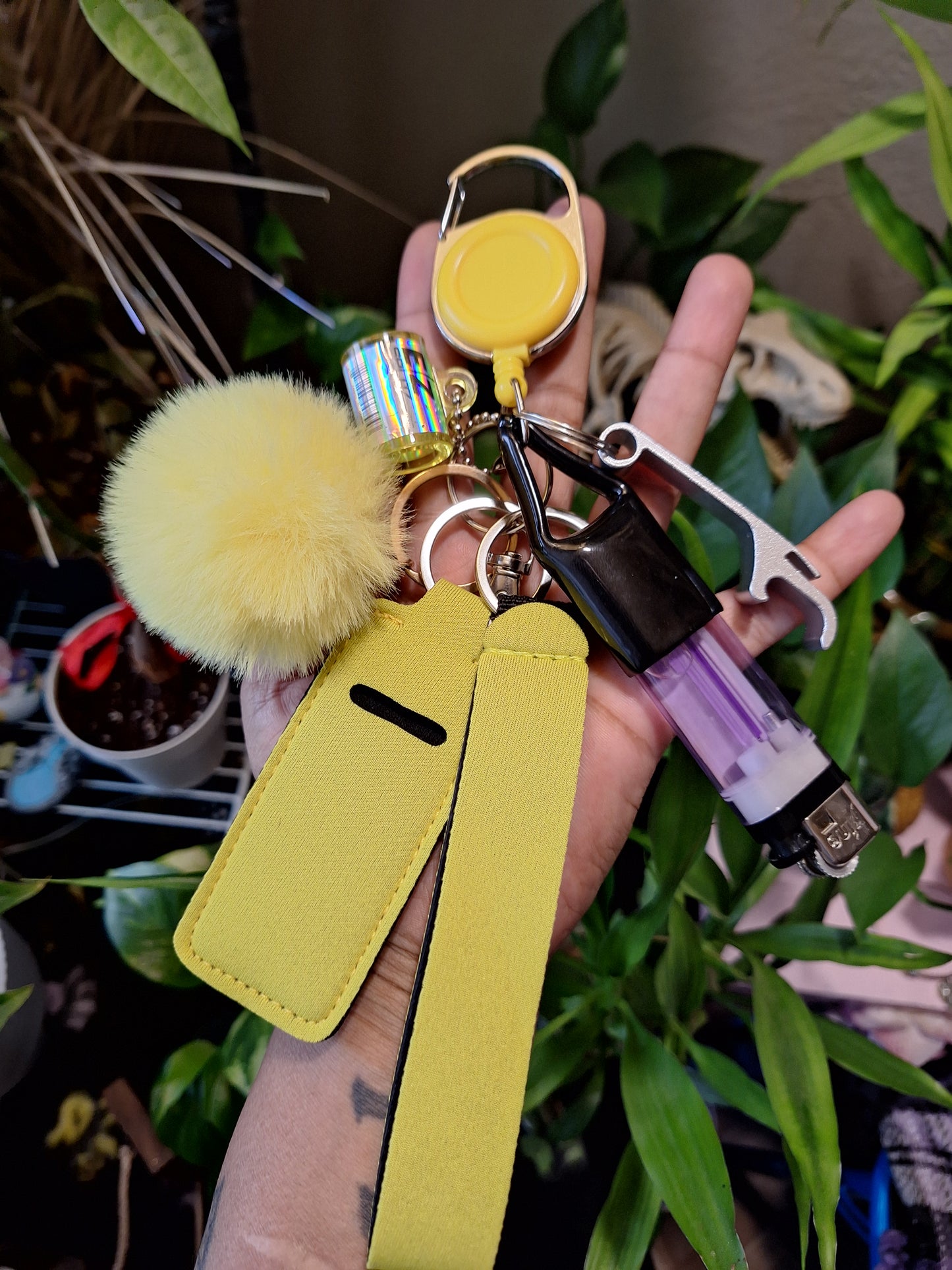 Yellow PomBalm Holder 6Pc Lighter Leash Set