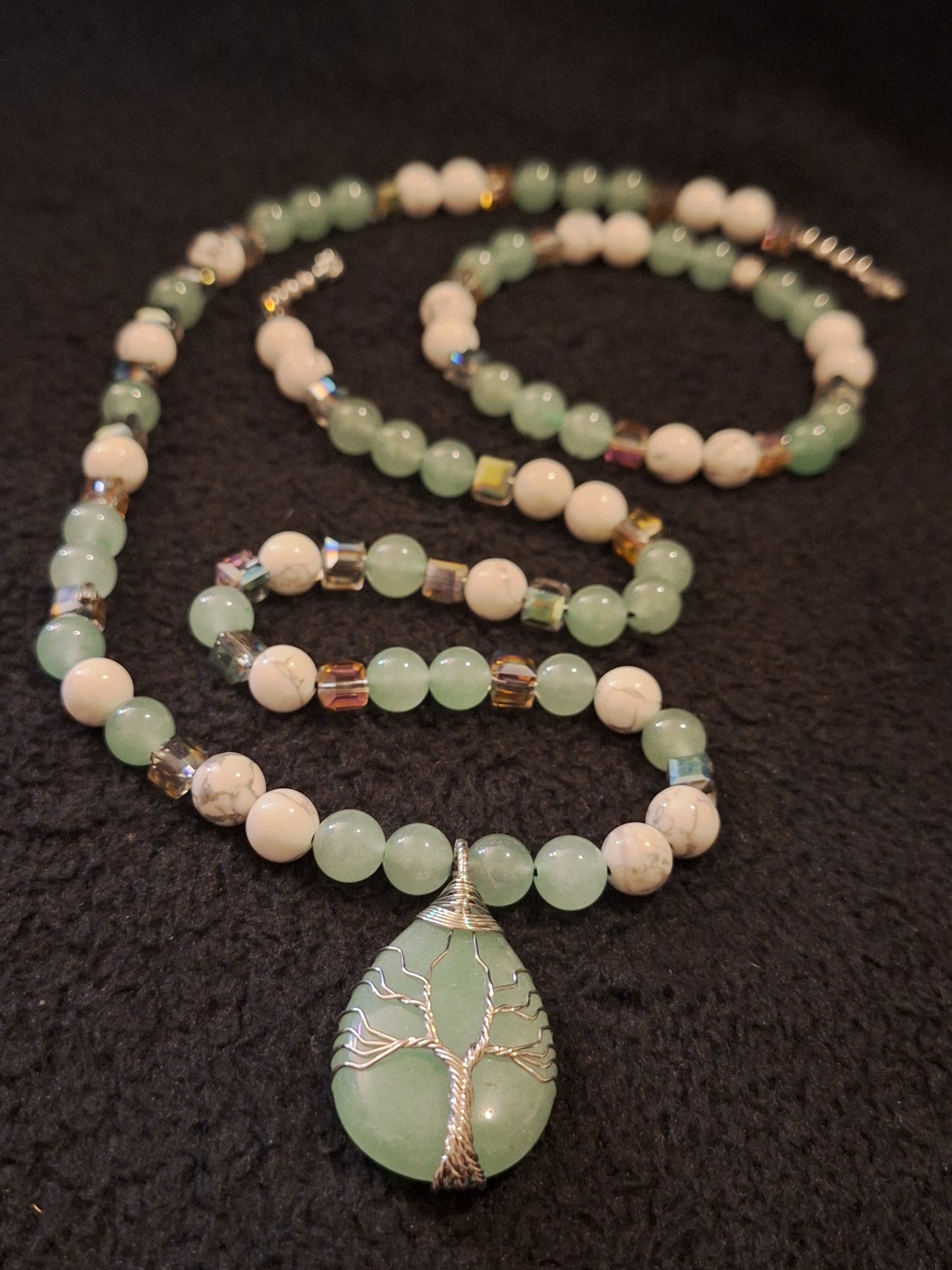 Aventurine Drop Howlite Necklace and Stretch Bracelet Set