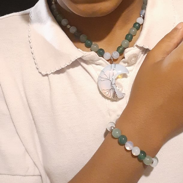 Opal Moon Necklace Set Av.GA 7in with KIDS Bracelet