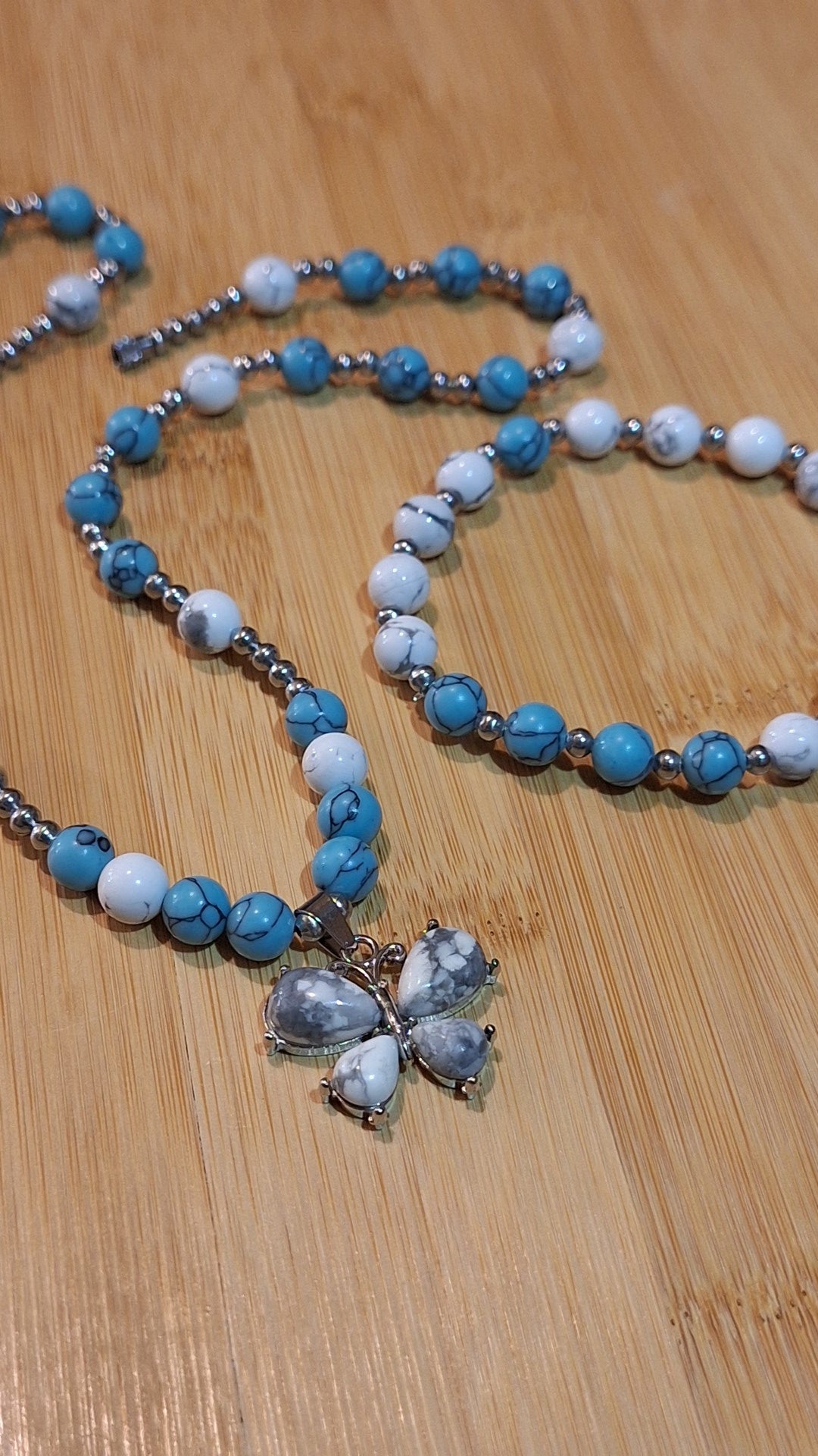 Howlite Butterfly Turquoise 2Pc Set With Matching Stretch Bracelet