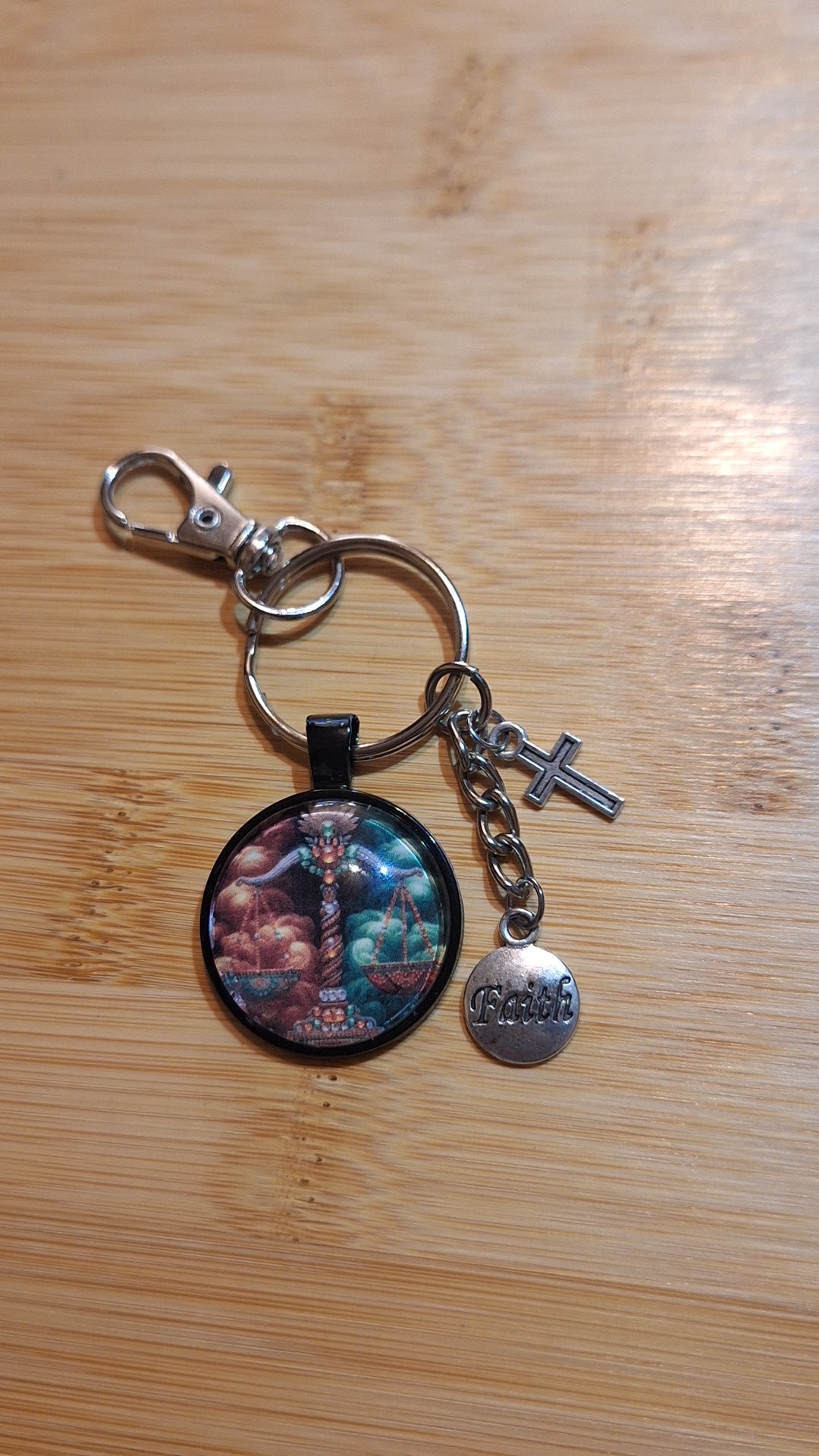 Libra Brown Green Bezel