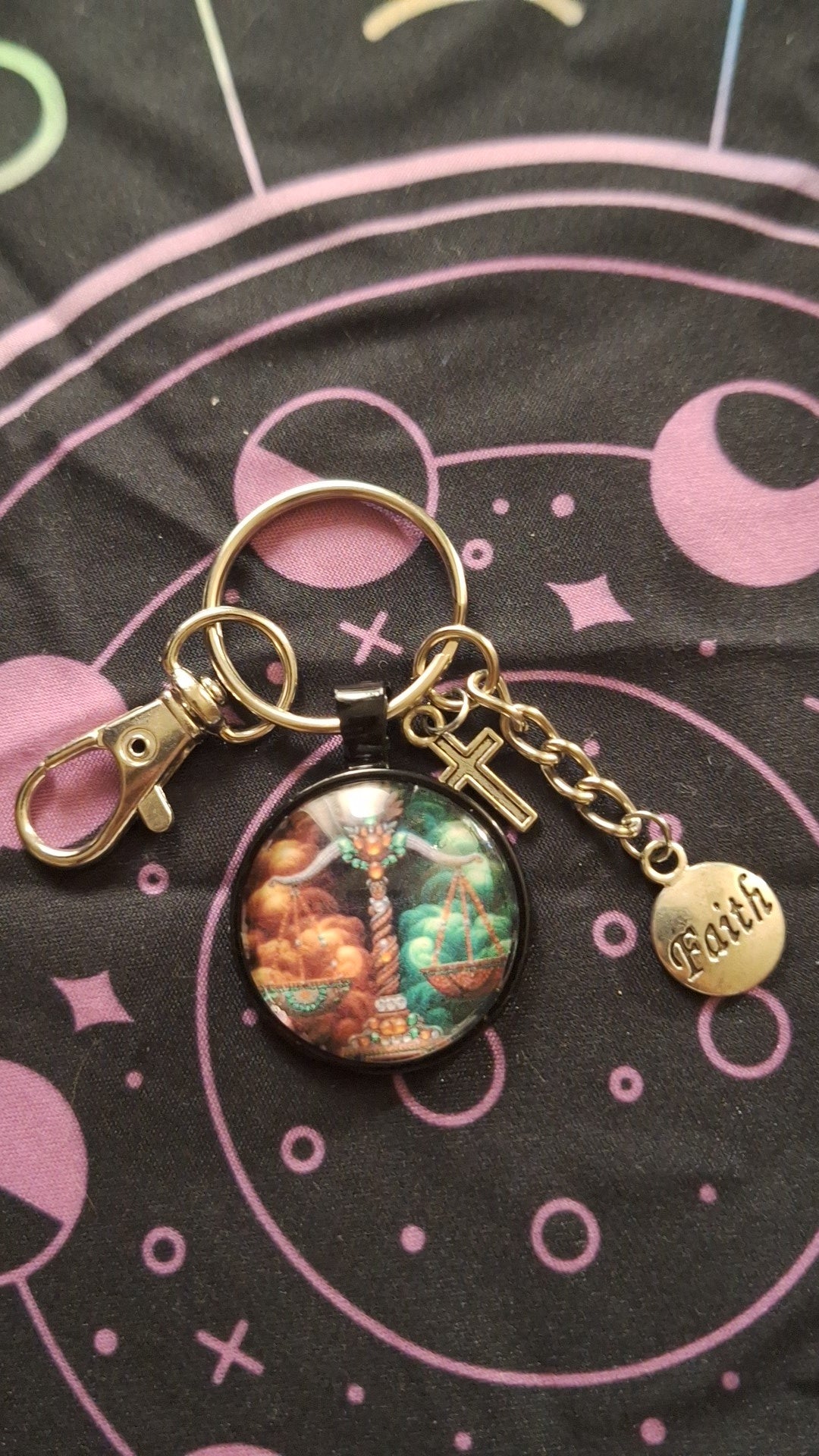 Libra Brown Green Bezel