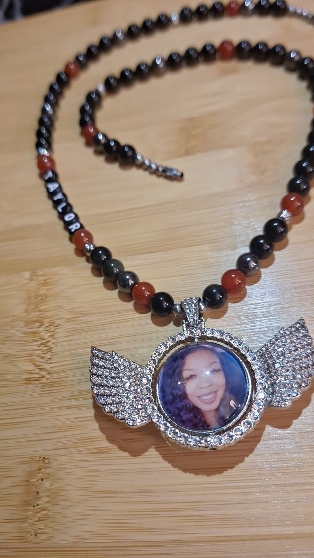 Round Wing Double Sided Bezel 12in Necklace "Taylor"